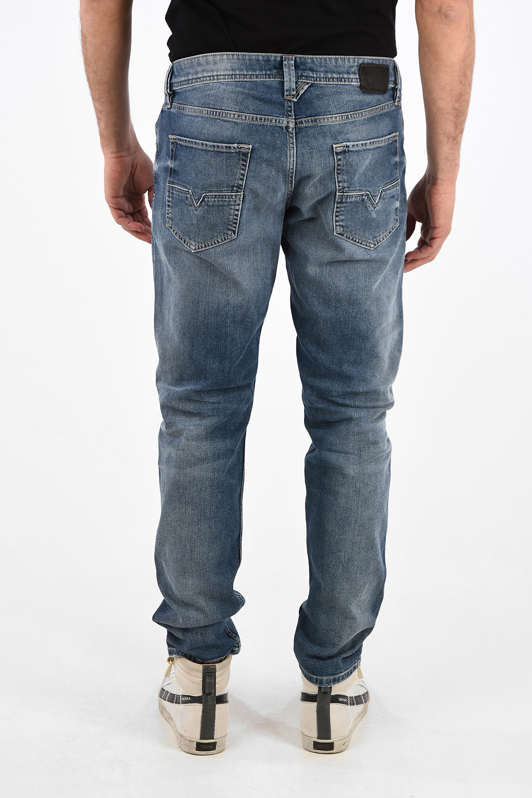 Diesel 17cm Tapered Fit LARKEE-BEEX Jeans L.32 men - Glamood Outlet