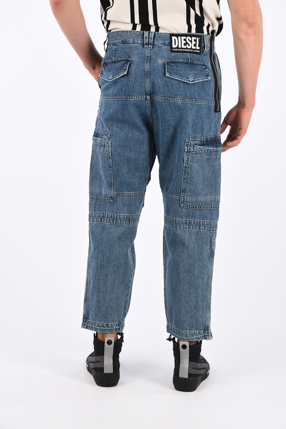 Diesel relaxed fit store jeans