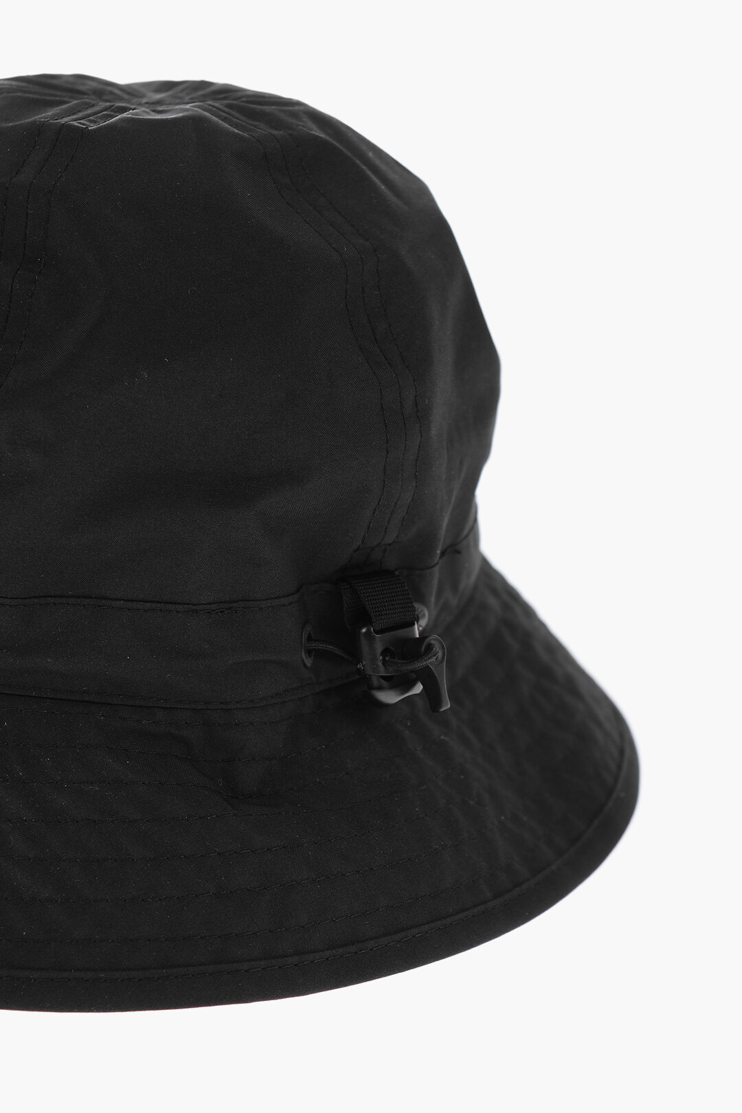 Cappello tinta unita in maglia