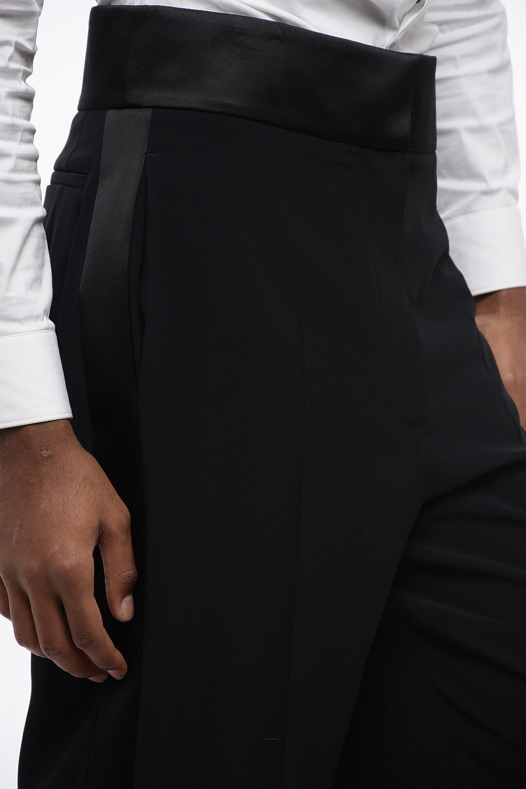 Alexander McQueen 4-Pocketed Straight Fit Pants with Satin Alexander McQueen 4-Pocketed Straight Fit Pants with Satin