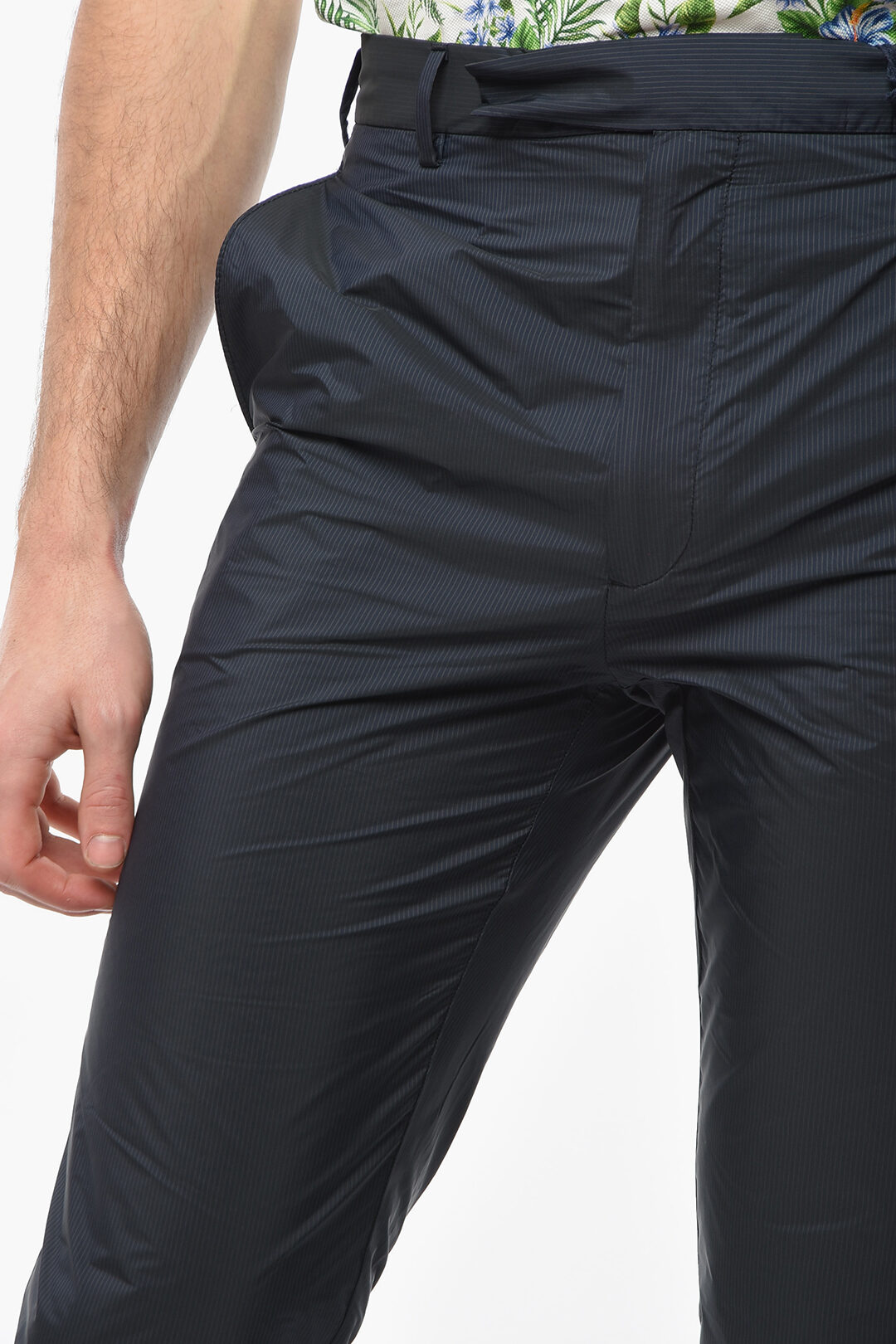 パンツ Prada Pinstriped Pants Prada Ankle Zip Pinstriped Nylon Chinos Pants men - Glamood