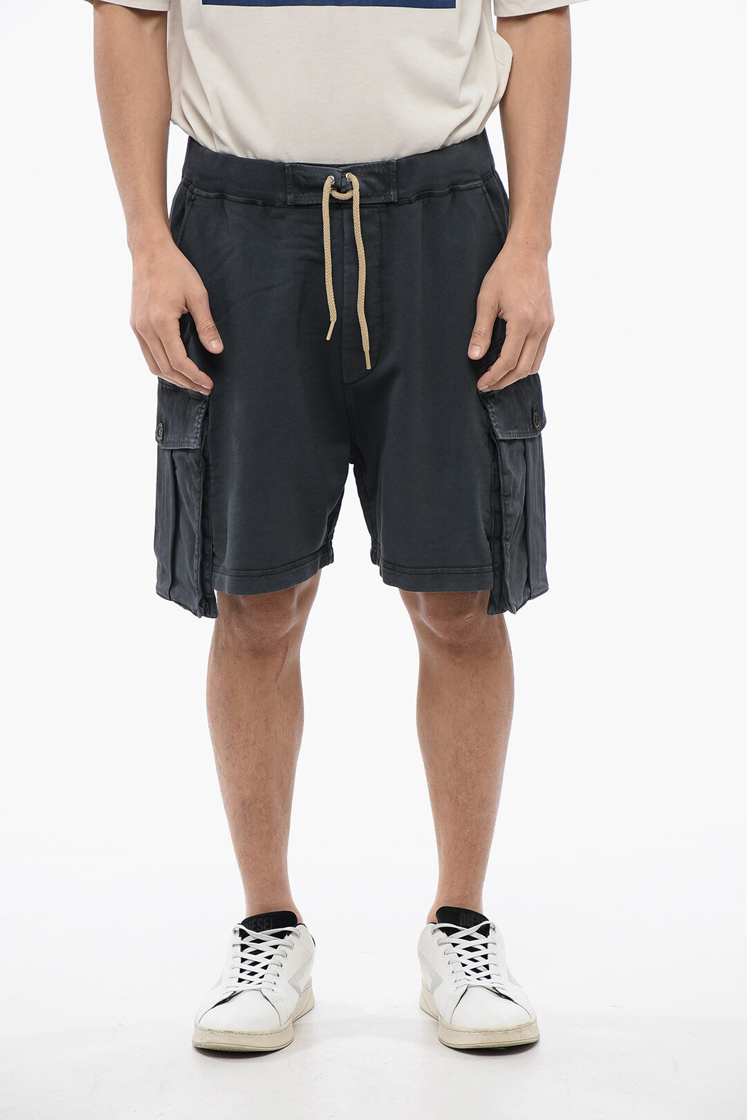 Contrast Stitching Drawstring Waist Cargo Shorts