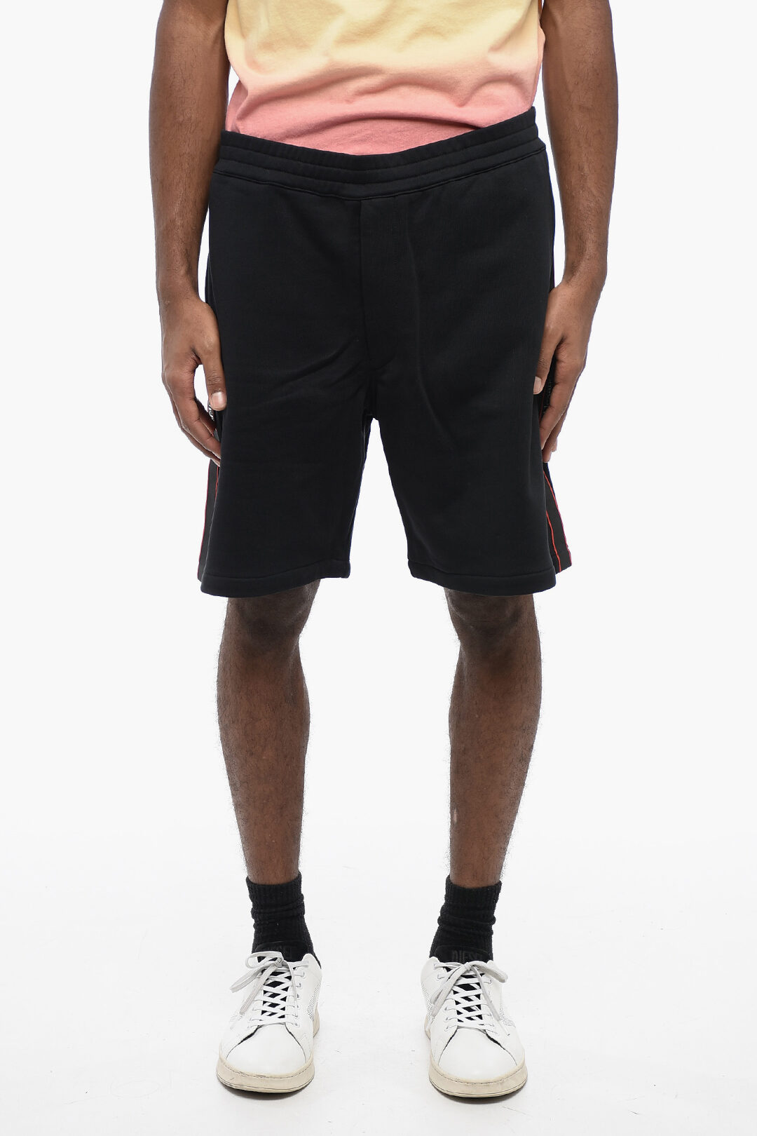 ショートパンツ ALEXANDER MCQUEEN Women Shorts  Burmudas 411229 816232QLAD8 ALEXANDER MCQUEEN Women Shorts Burmudas 411229 816232QLAD8