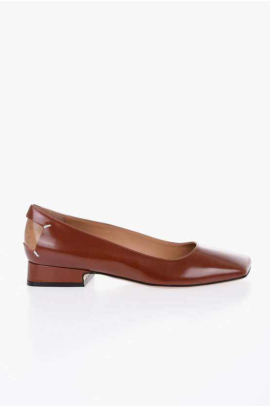 Brushed Leather Ballerinas With Cut-out Details