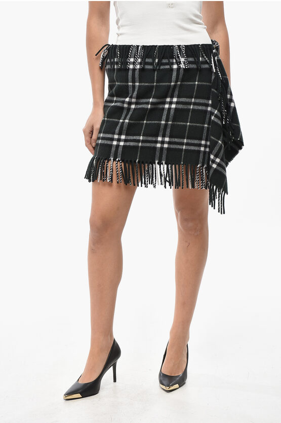 Burberry Cashmere Blend Scarf Miniskirt With Tartan Motif And Fringes In Black