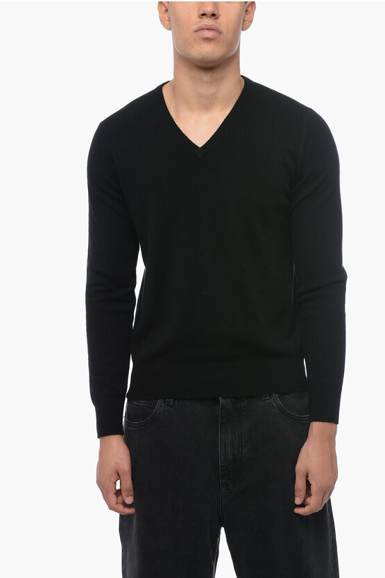 Allude Cashmere V-neck Sweater