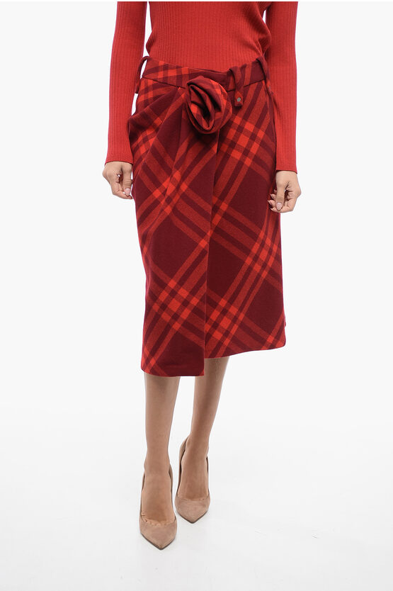 Burberry Check Wrapped Skirt With Floral Detail In Black