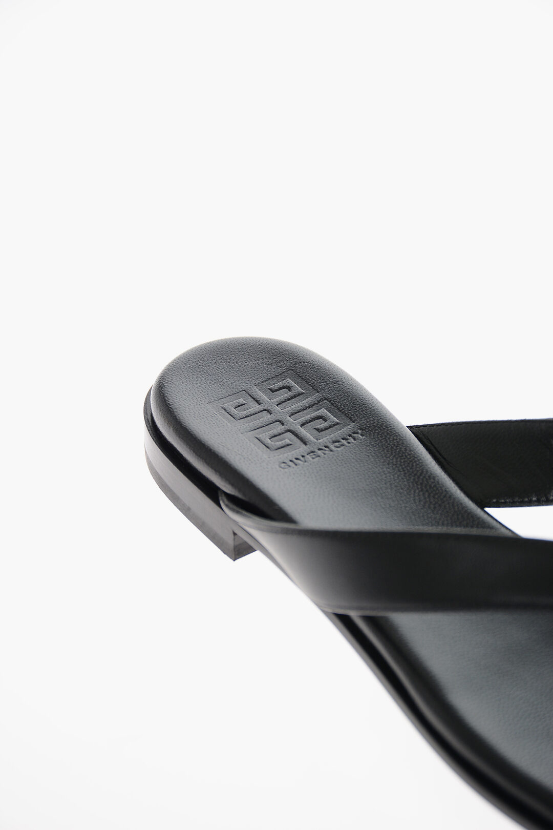 Givenchy Cuir Sole CHAIN Leather Thong Sandals women
