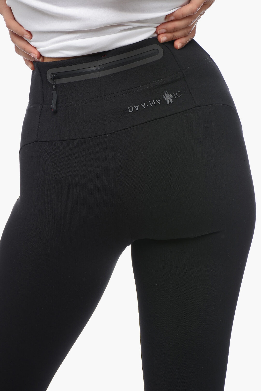 スパッツ・レギンス Moncler Grenoble Black Moncler Grenoble Day-namic leggings Moncler Grenoble Leggings for Women - Shop on FARFETCH