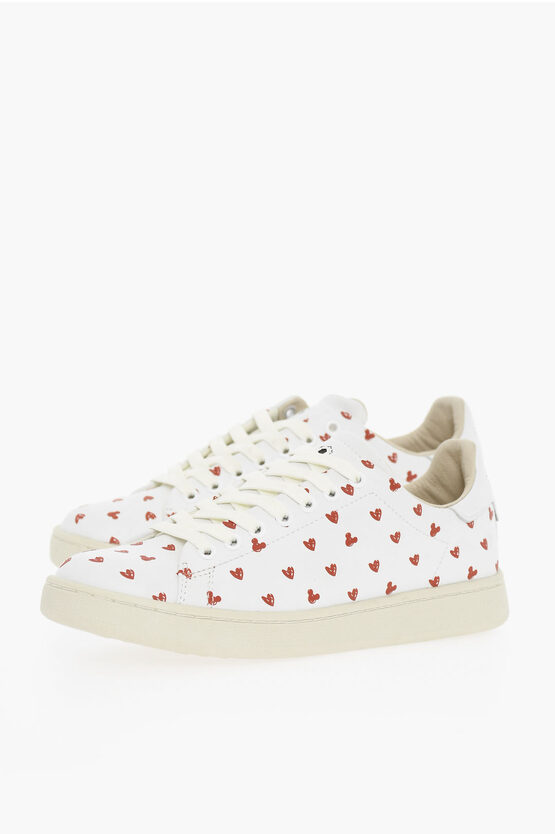 Moa Master Of Arts Disney Leather Low-top Sneakers With Heart Pattern Print In White