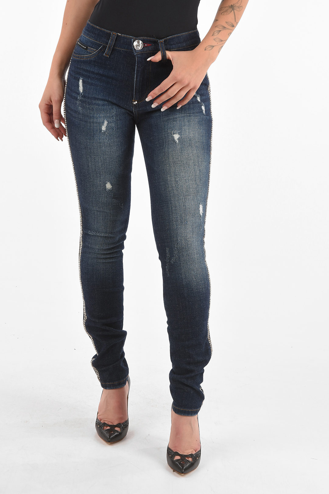 Women's Pull-On Skinny Ripped and Distressed Denim Jeggings | Groupon
