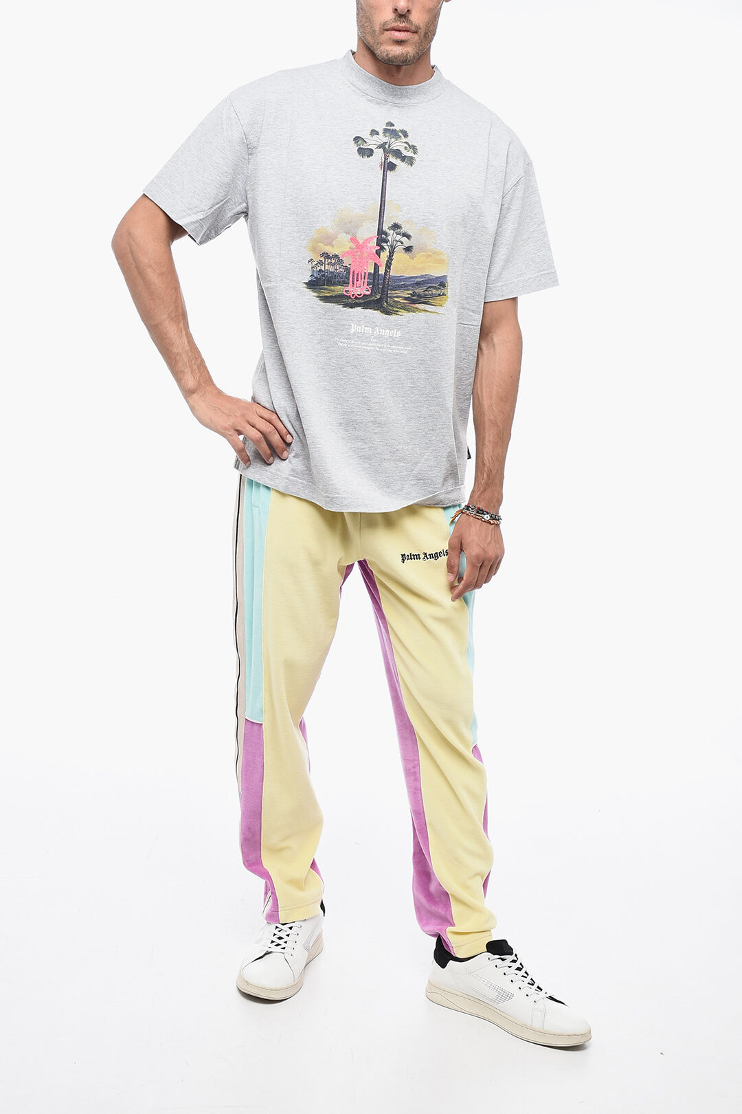 関税込【Palm Angels】Douby Lost In Amazonia ロゴ フーディー Buy Palm Angels Grey Douby Lost in Amazonia T-shirt in