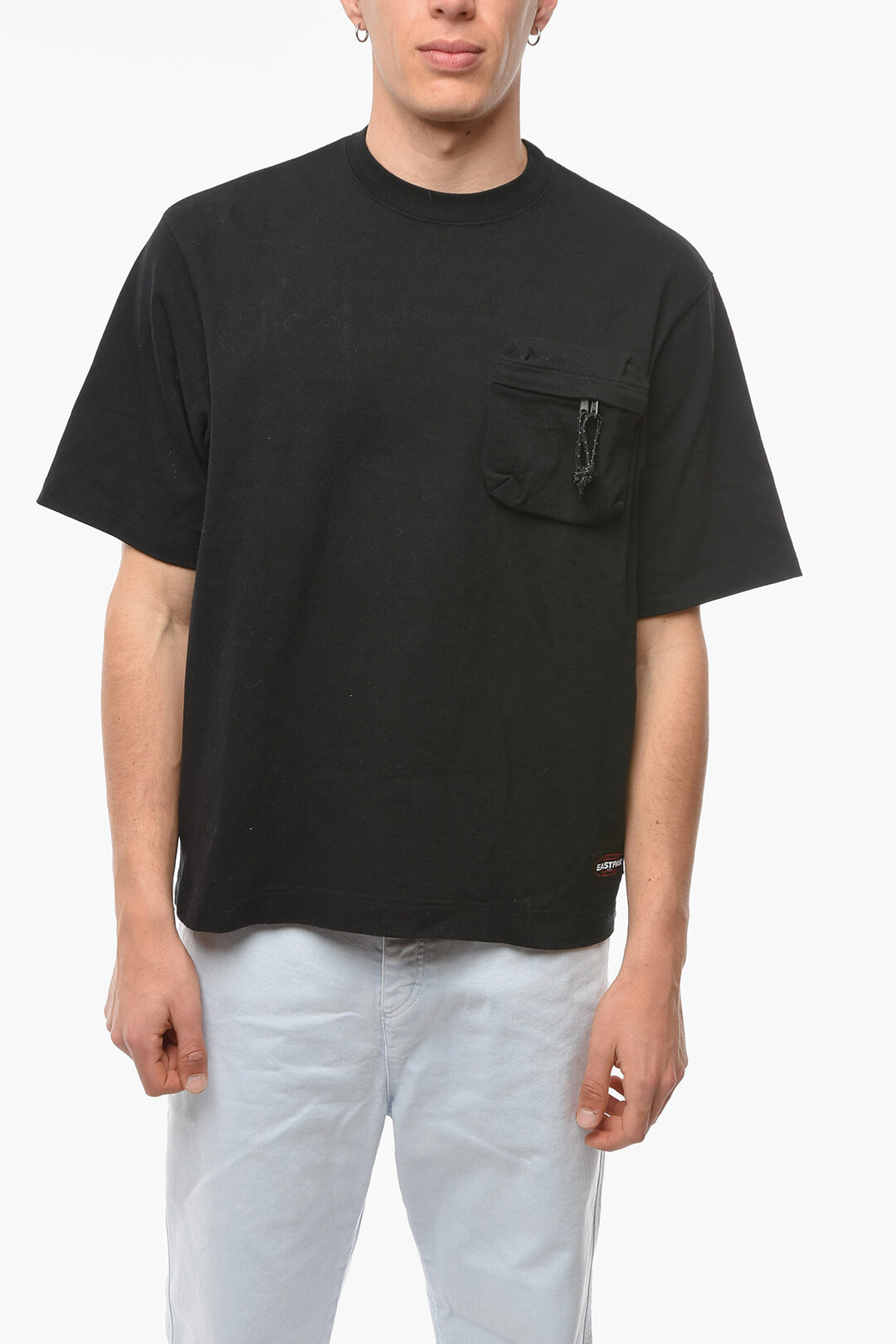 T hotsell shirt eastpak