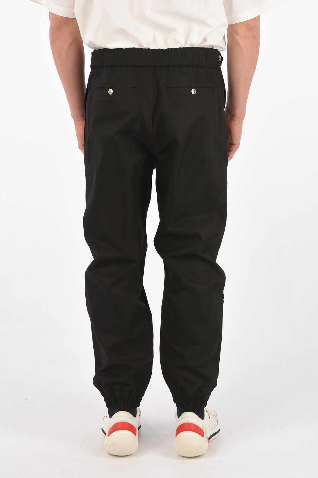 white cargo pants with black belt