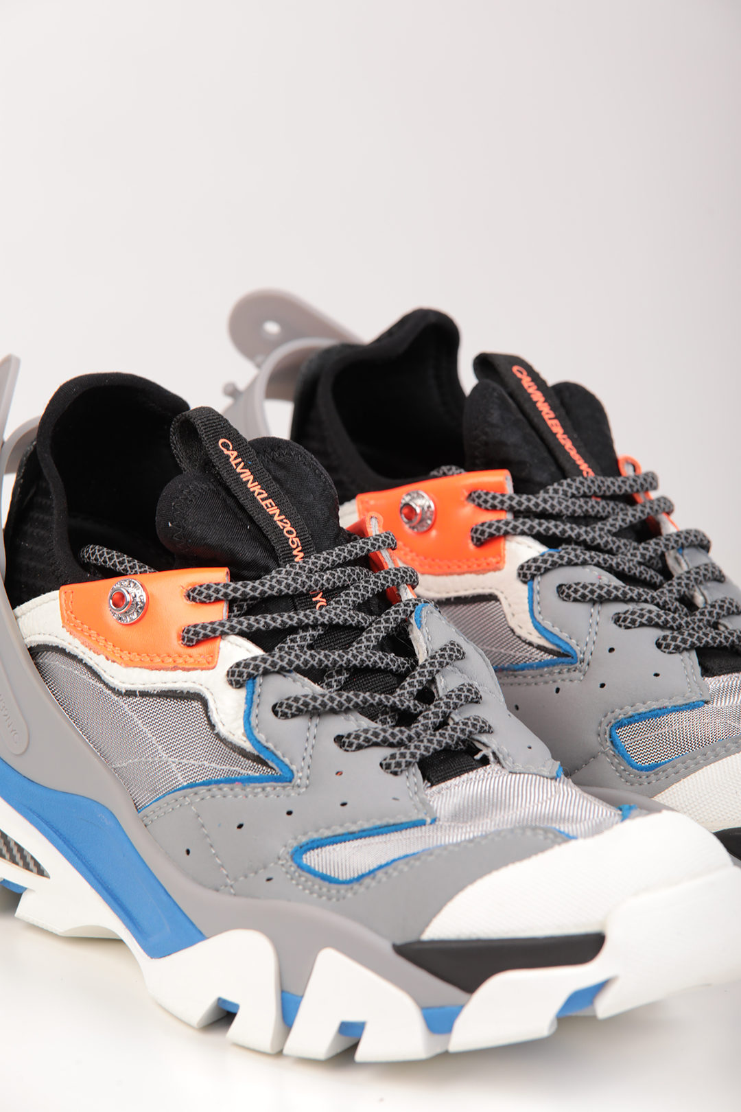 carlos 10 sneakers