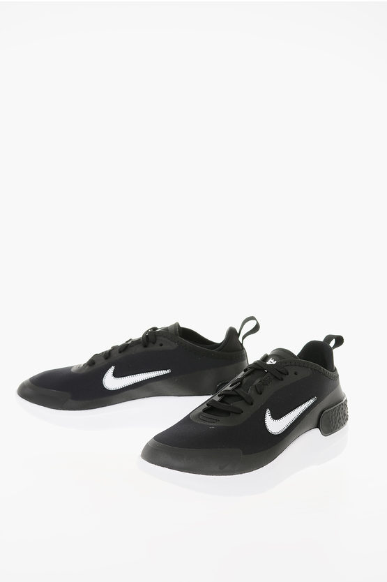 Nike Fabric  Amixa Trainers In Black