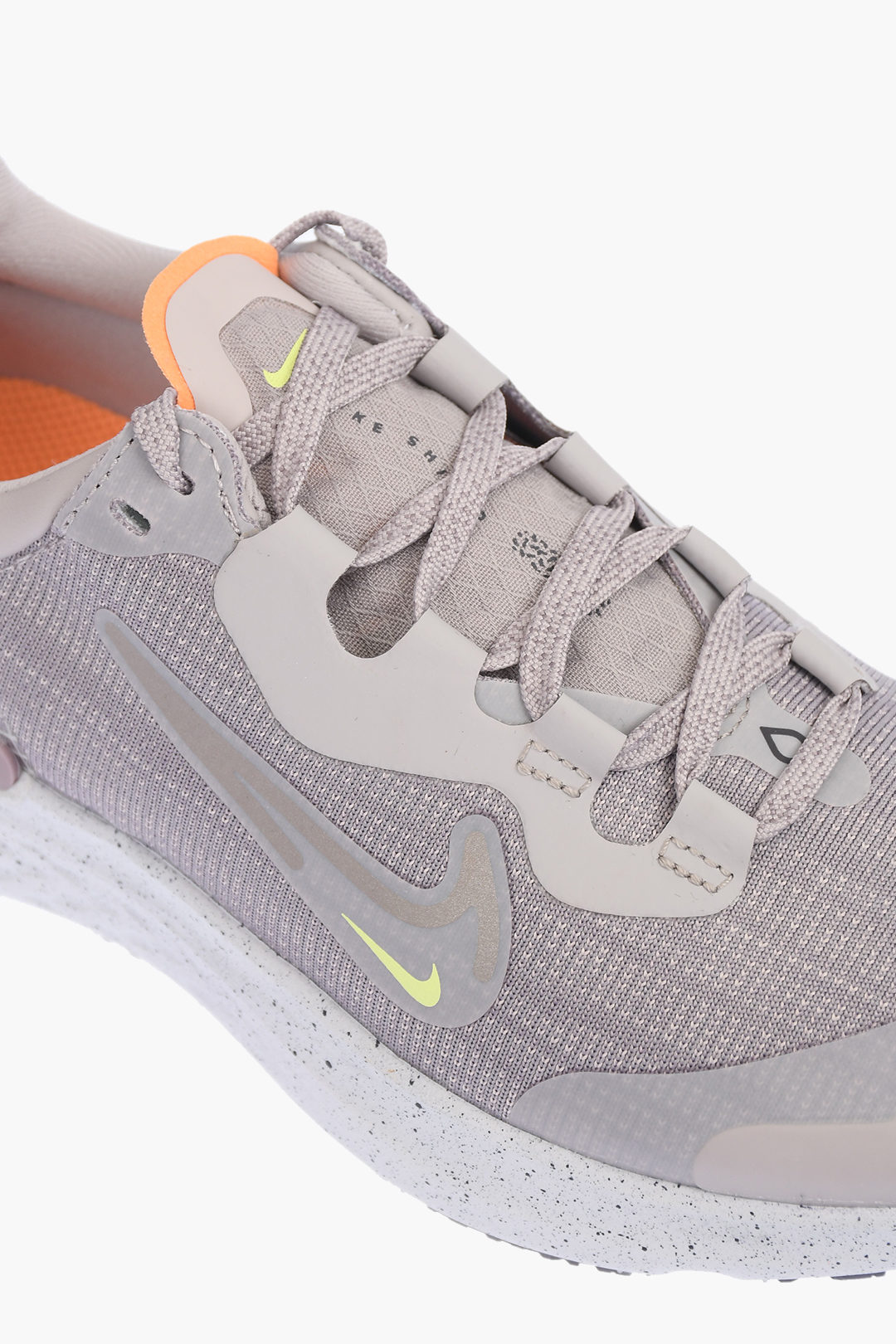 Nike Fabric MILER 2 SHIELD Sneakers - Glamood