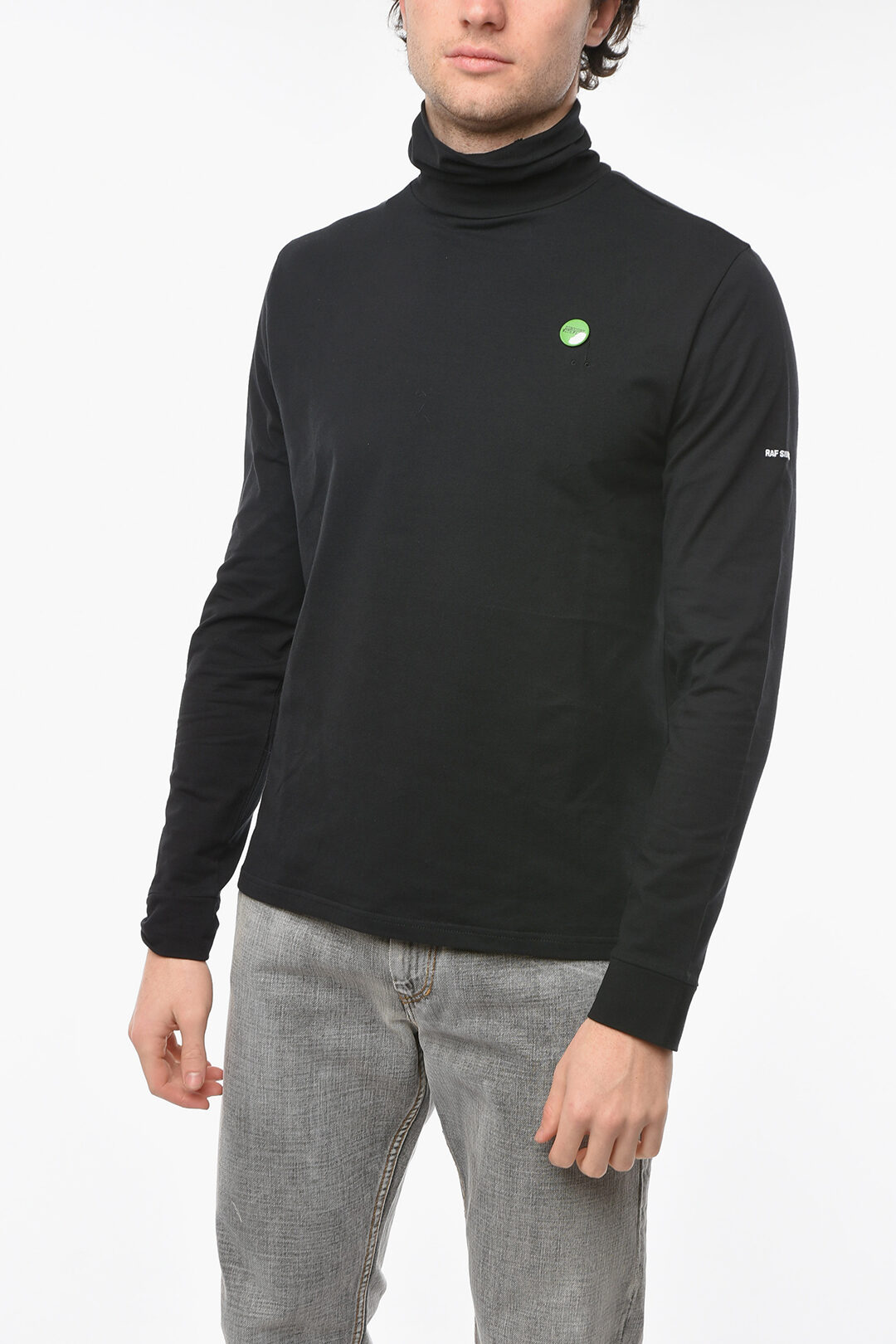 FRED PERRY Long-sleeve Turtleneck T-shirt with Brooch Detailing