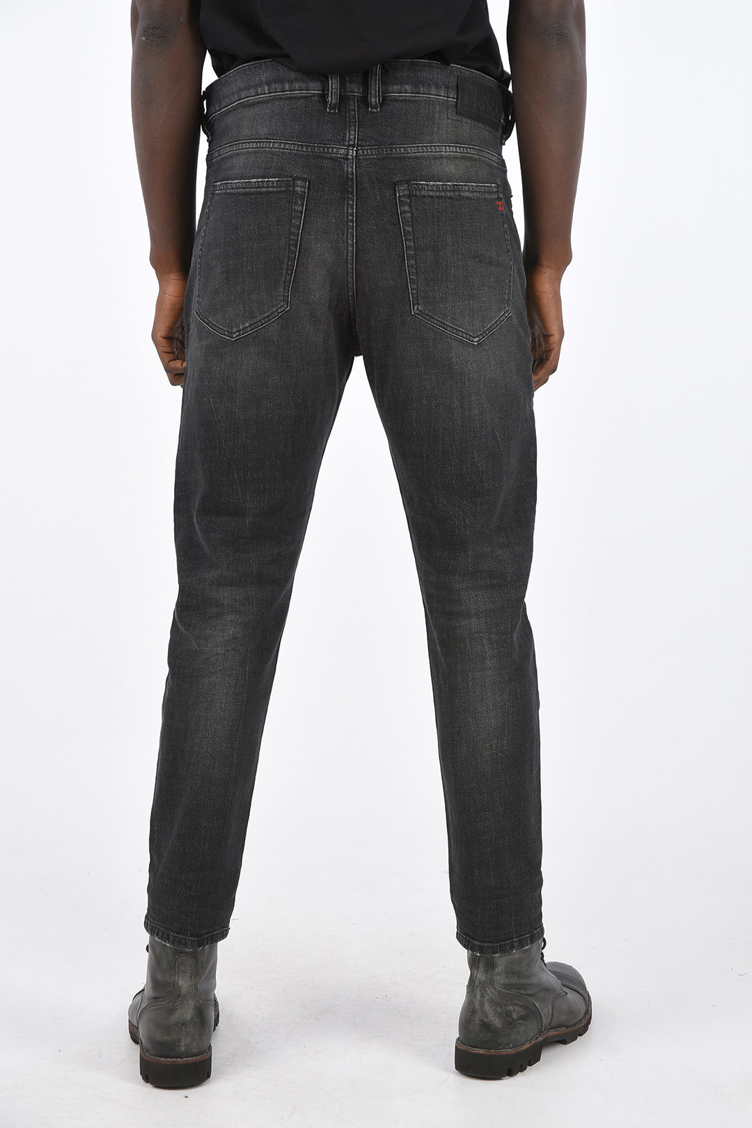 Jeans diesel uomo outlet hotsell