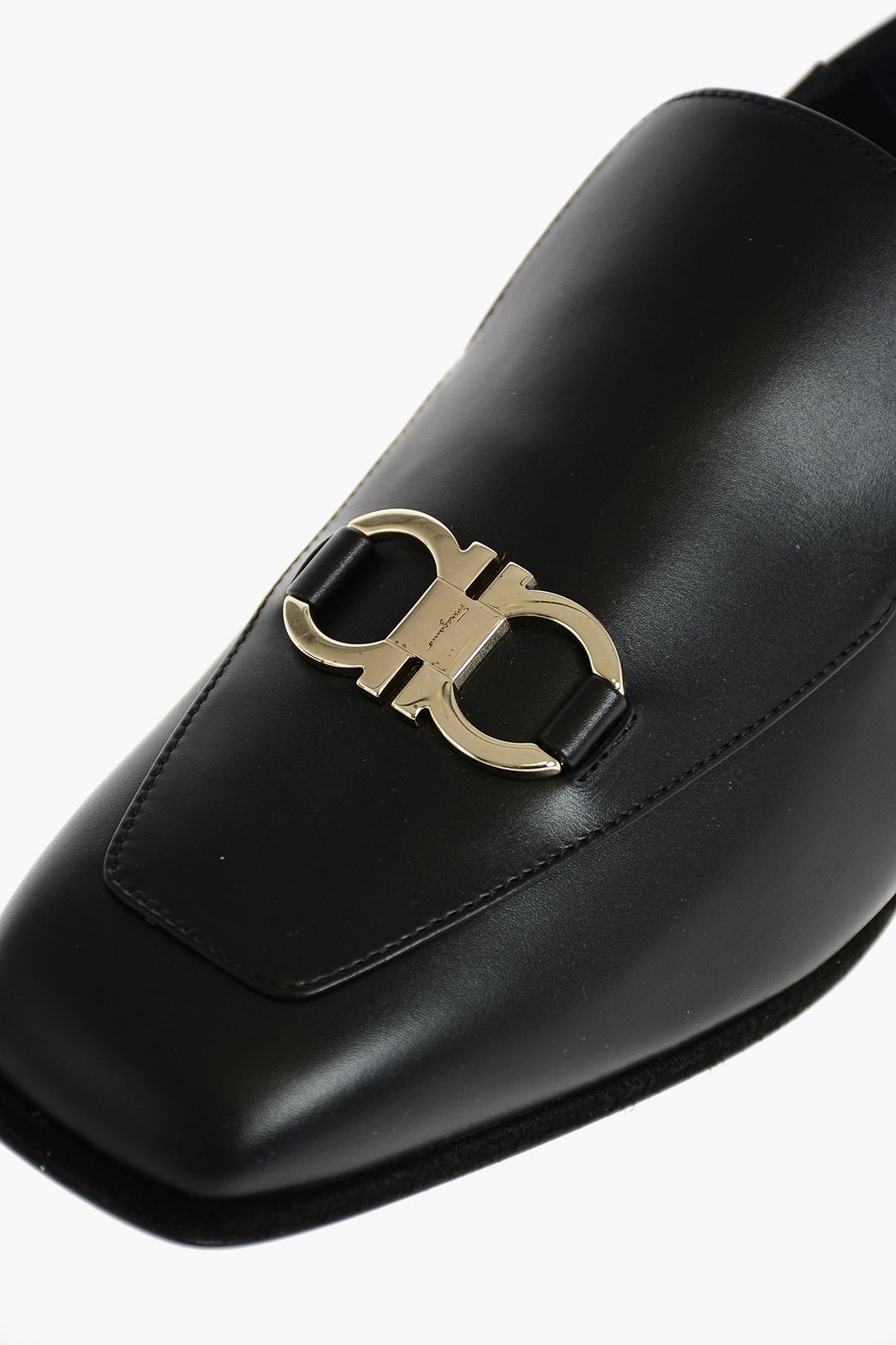 Salvatore Ferragamo Leather CESARO Loafers women - Glamood Outlet
