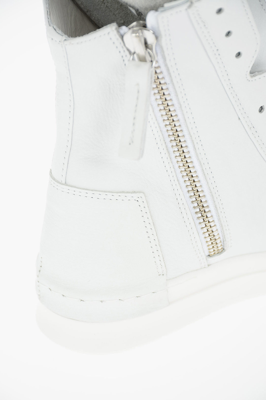 CINZIA ARAIAジッパー付きレザースニーカー CINZIA ARAIA(チンツィアアライア) center zip sneakers