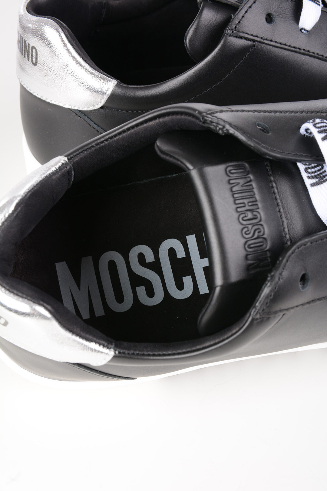 Cheapest Moschino leather sneakers 25