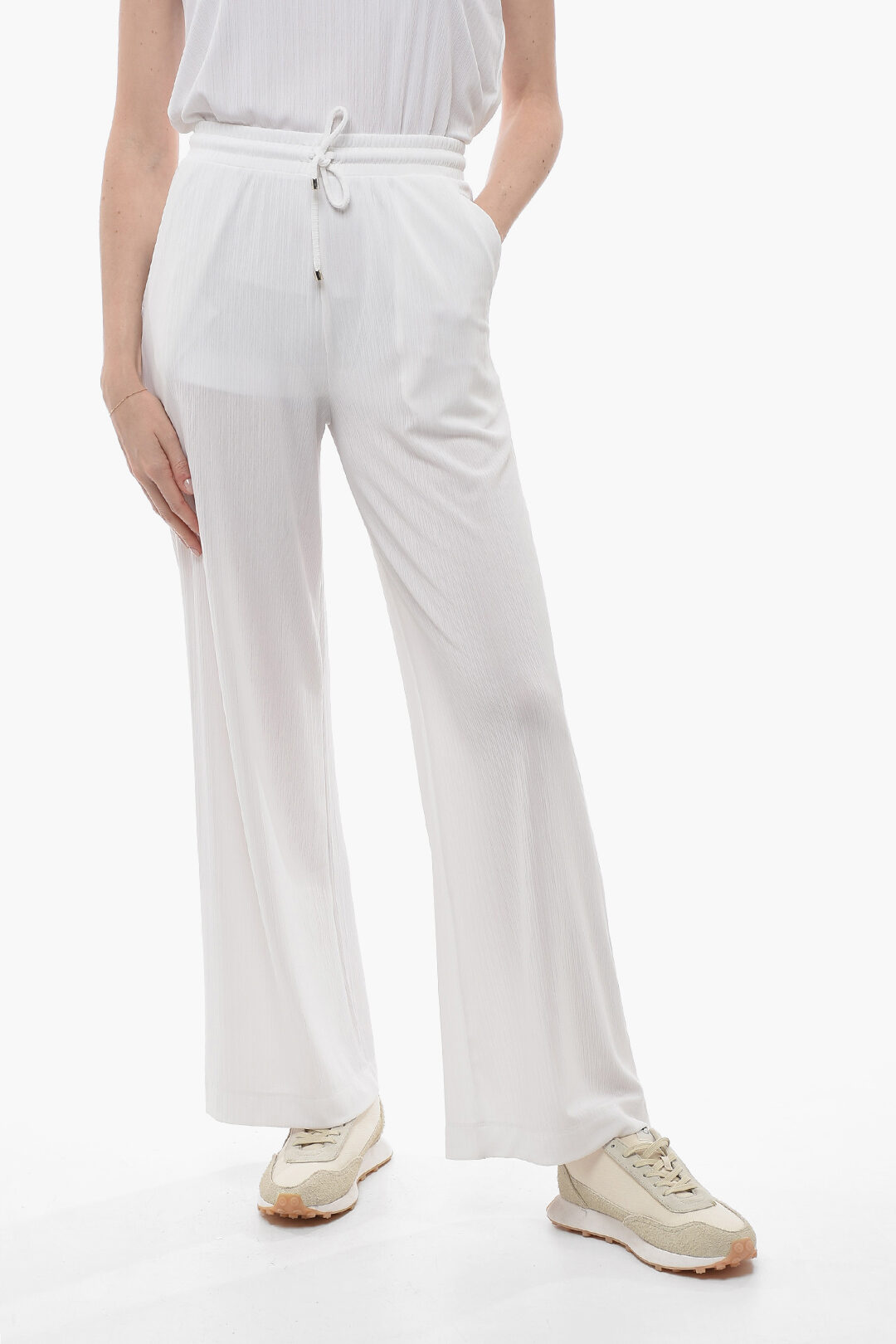 【送料&関税込】Max Mara avio Pants Avio high-rise silk satin wide-leg pants in purple - Max