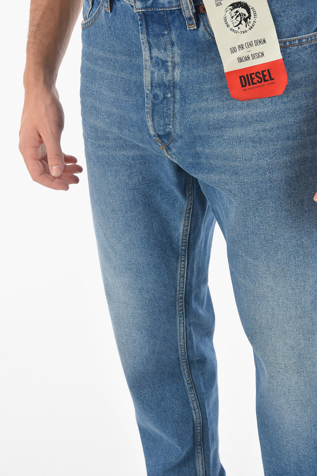 hvile Tog Melankoli Diesel Light Wash D-MACS Relaxed Fit Jeans with Logo 20cm men - Glamood  Outlet