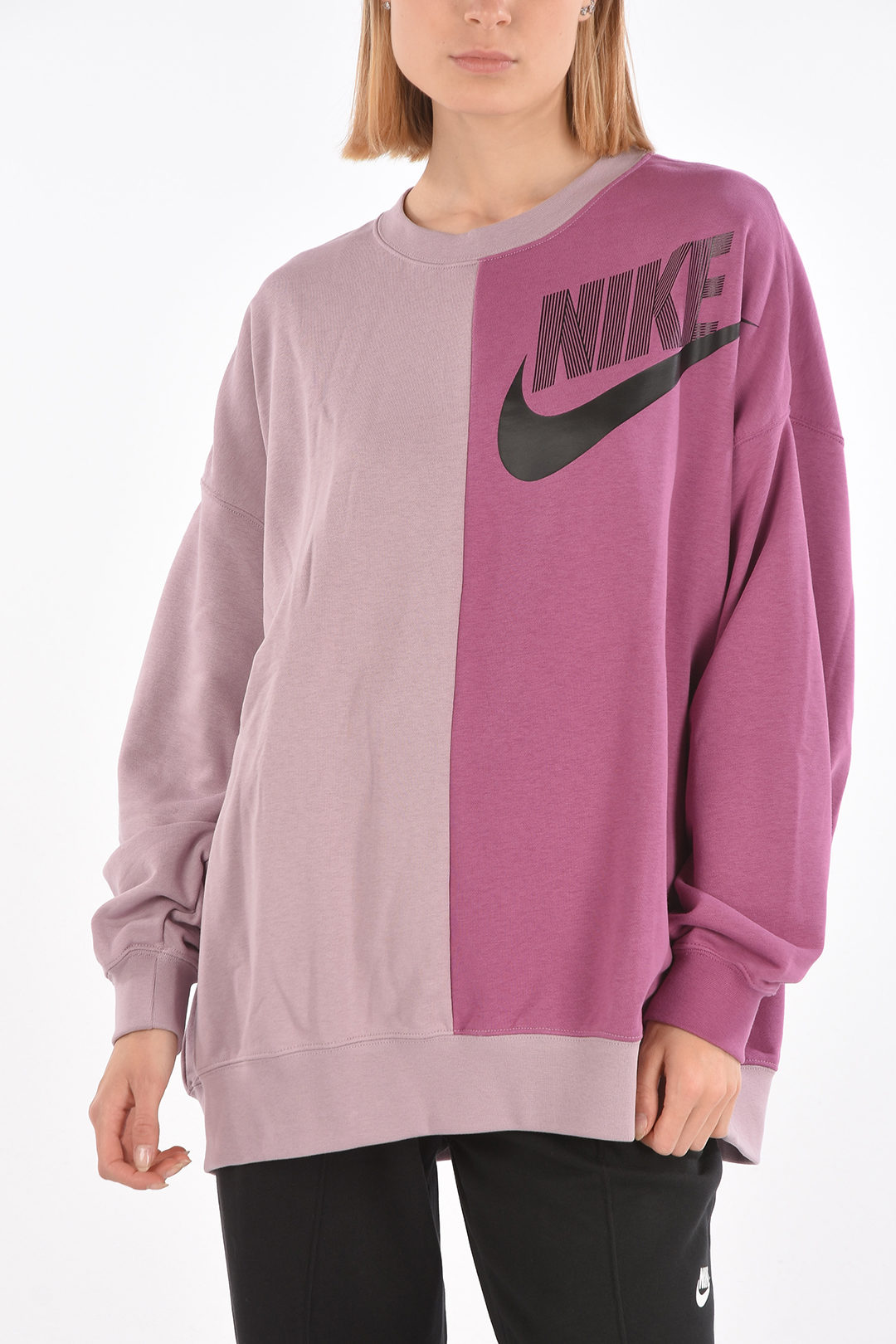 Normalmente filete Digital Nike Logo Printed Sweatshirt women - Glamood Outlet
