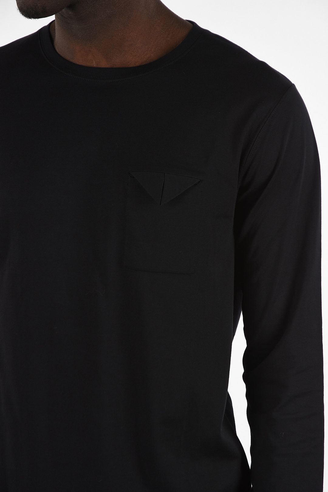【関税＆送料込み】Bottega Veneta Patch Pocket T-Shirt Bottega Veneta Pocket Patch Crewneck T-shirt | italist