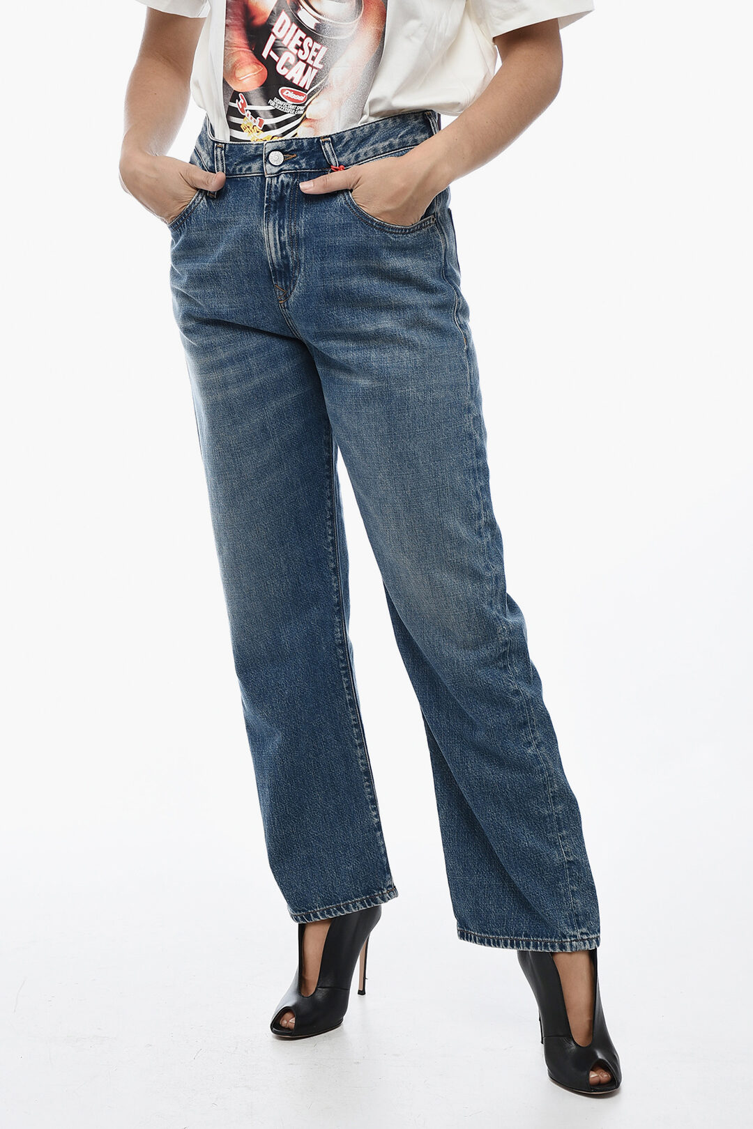 Diesel Loose-fit D-REGGY Denims with Straight Leg women