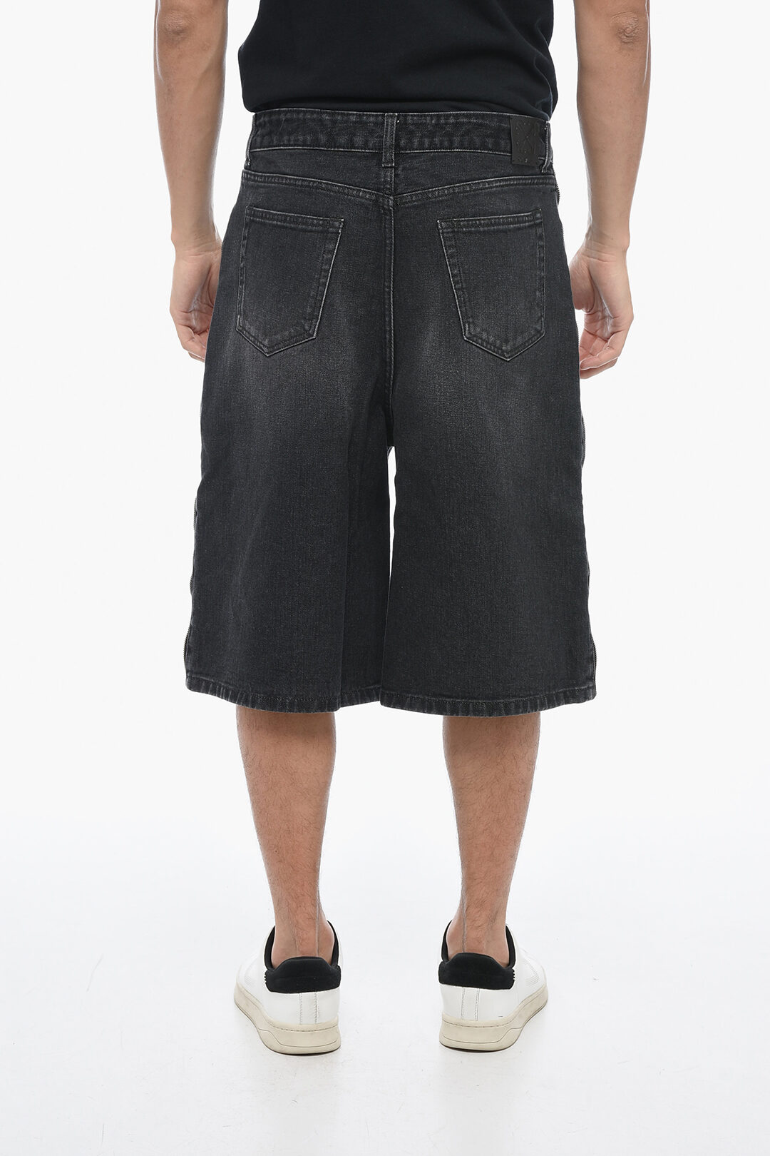 Off-White Loose-fit Denim Shorts with Zipped Detail men Off-White Loose-fit Denim Shorts with Zipped Detail men