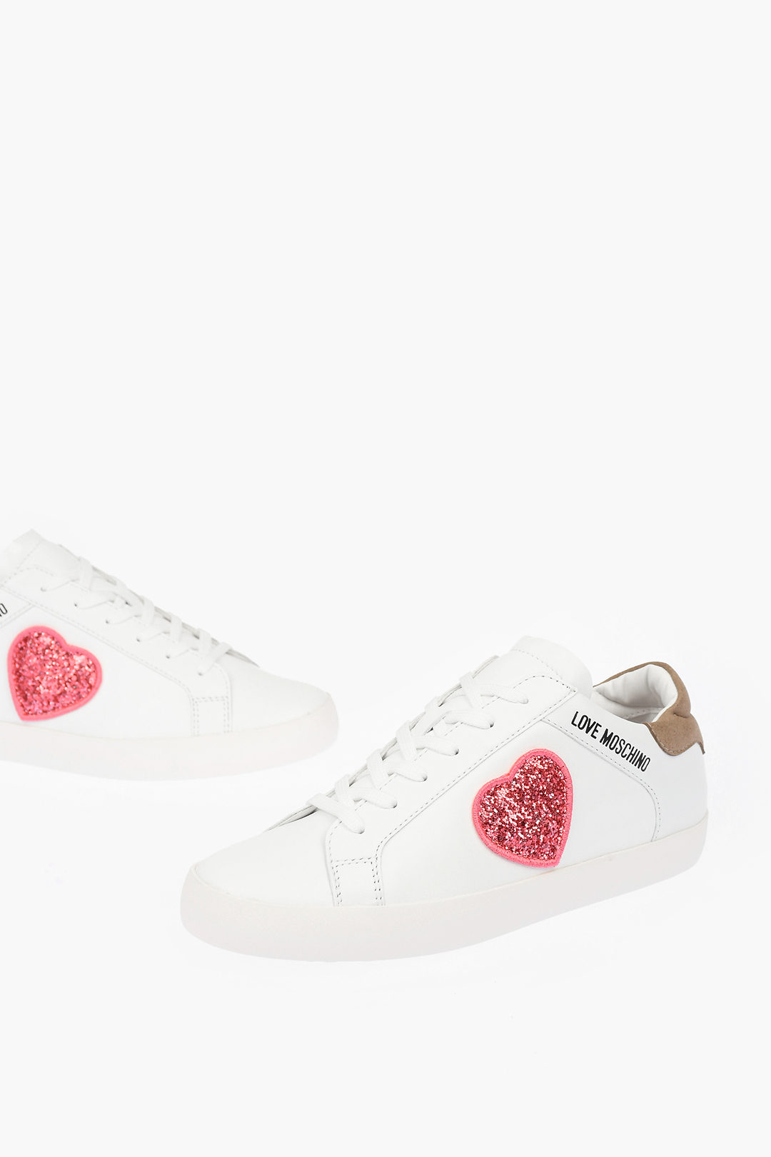 Begrip Amfibisch verdieping Moschino LOVE leather low top sneakers with glitter heart women - Glamood  Outlet