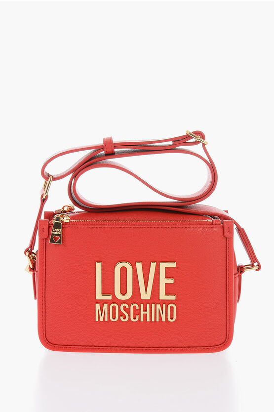 Moschino Love Textured Faux Leather Camera Bag With Golden Logo Plaqu In Burgundy