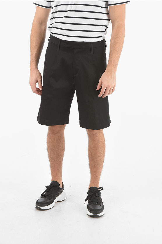 Neil Barrett Low-rise Loose Wide Hidden Fastening Shorts In Black
