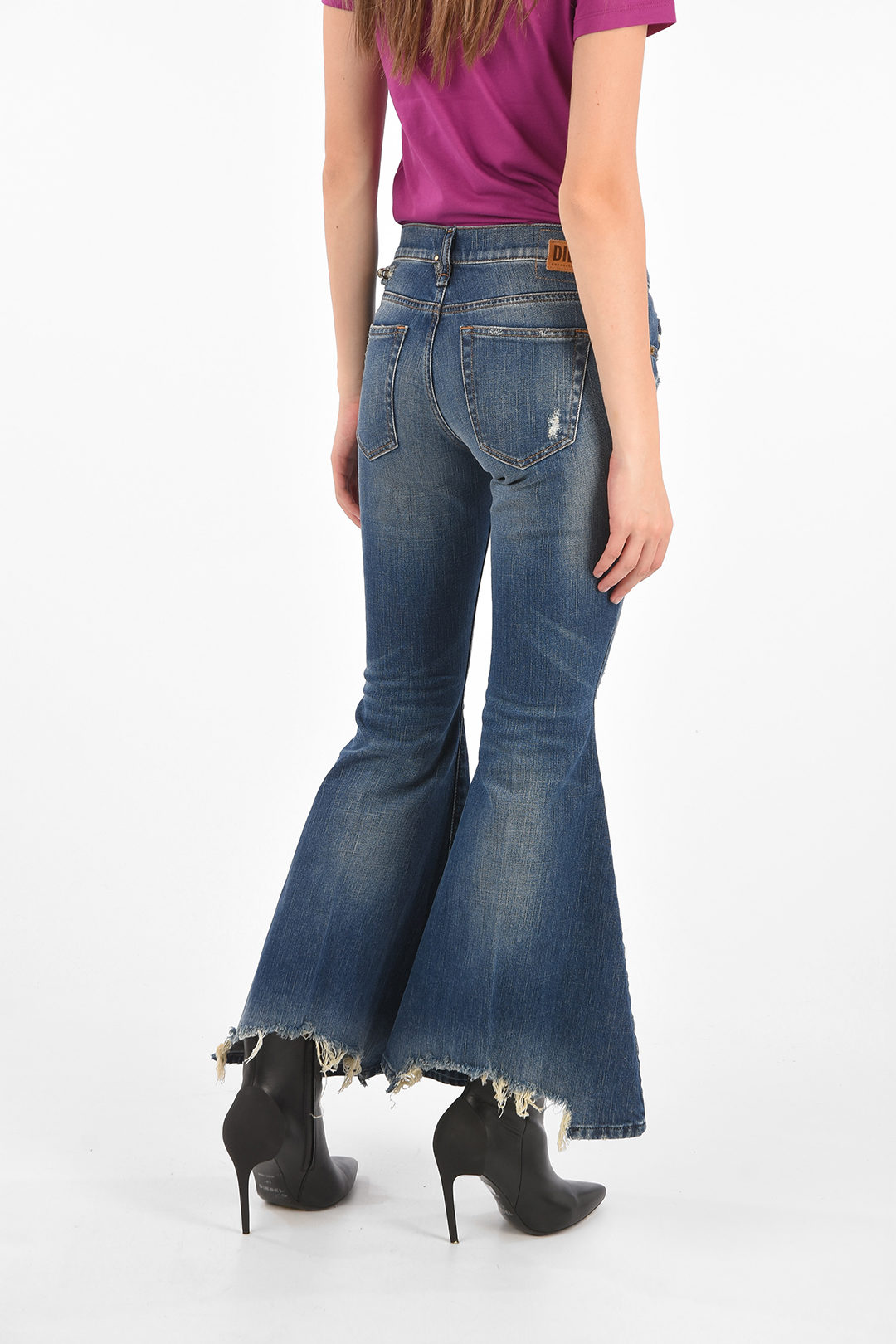 Diesel Low Waist D-FERENZ Bootcut Jeans women - Glamood Outlet