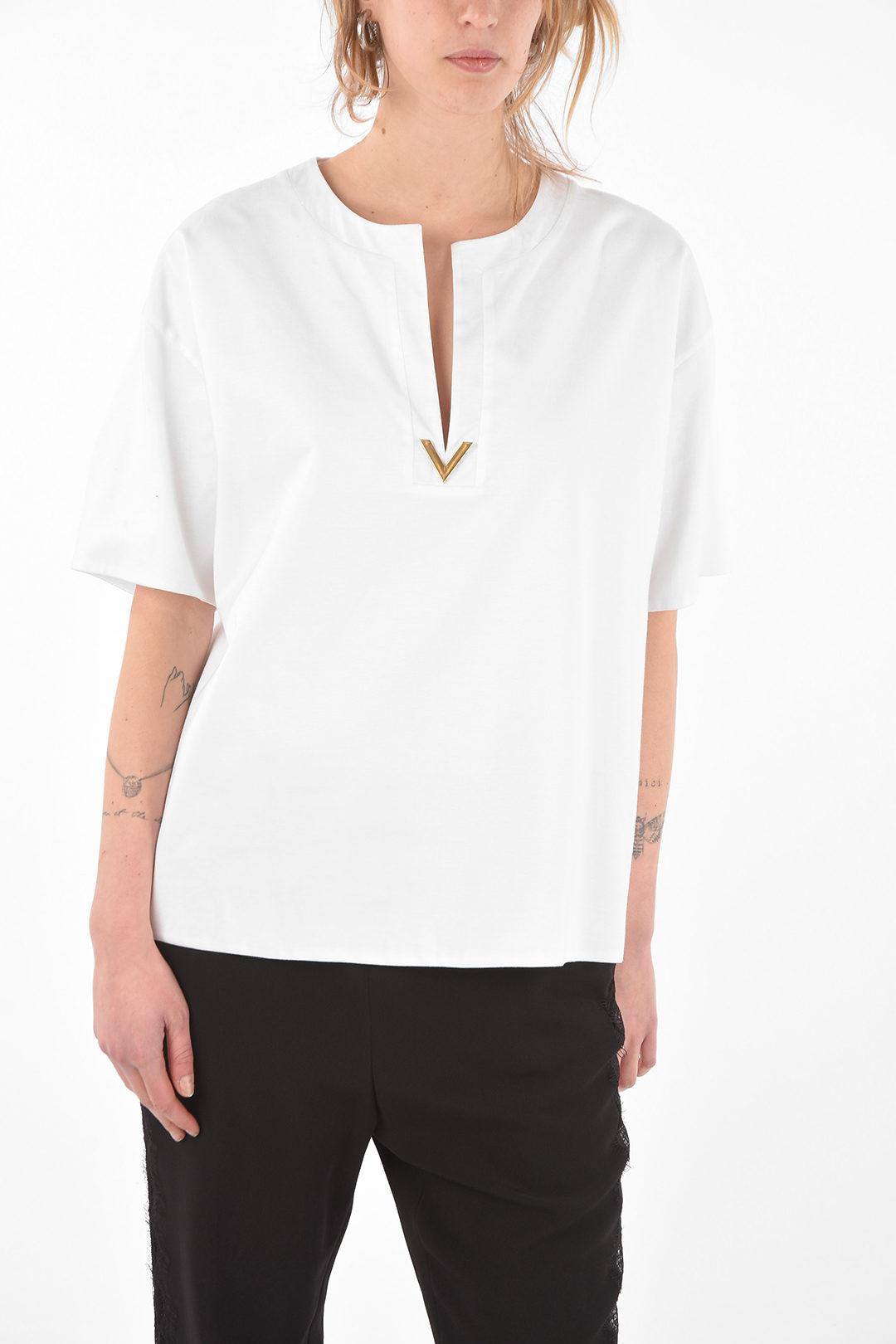 Valentino Metal Logo Cotton T-Shirt women - Glamood Outlet