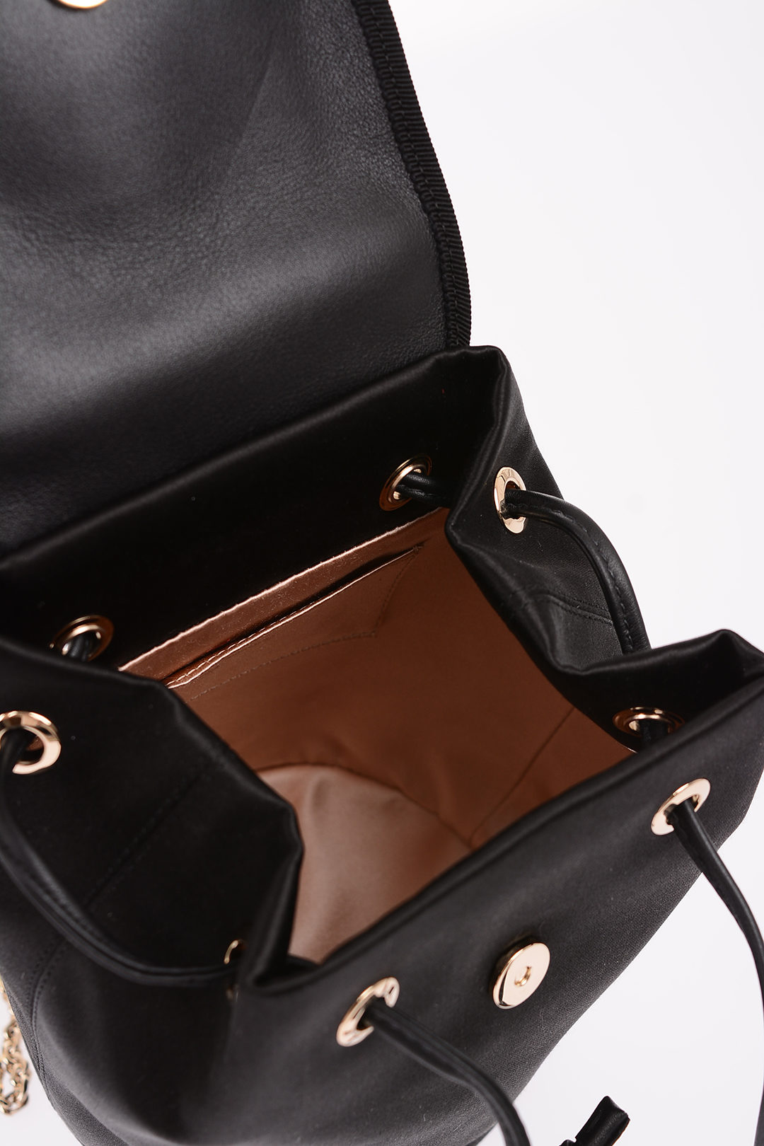 ロジェ・ヴィヴィエ☆Broche Vivier Mini Backpack AN Roger Vivier Mini BROCHE Backpack with Jewel Application