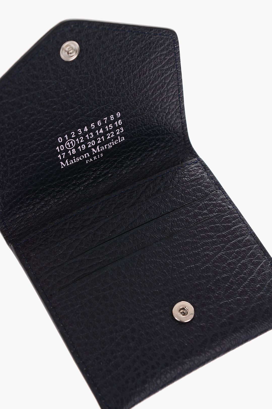 MM11 textured leather card holder