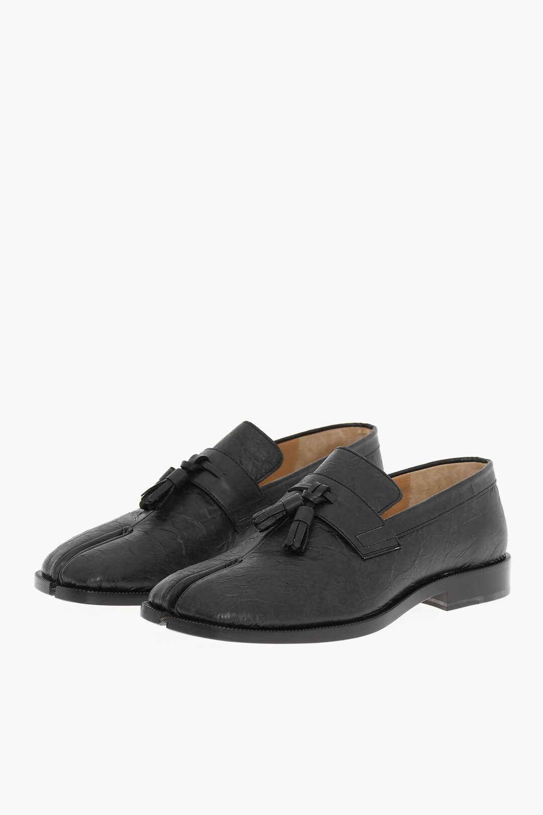 Maison Margiela MM22 Crinkled Effect Solid Color TABI Kiltie Loafers women  - Glamood Outlet