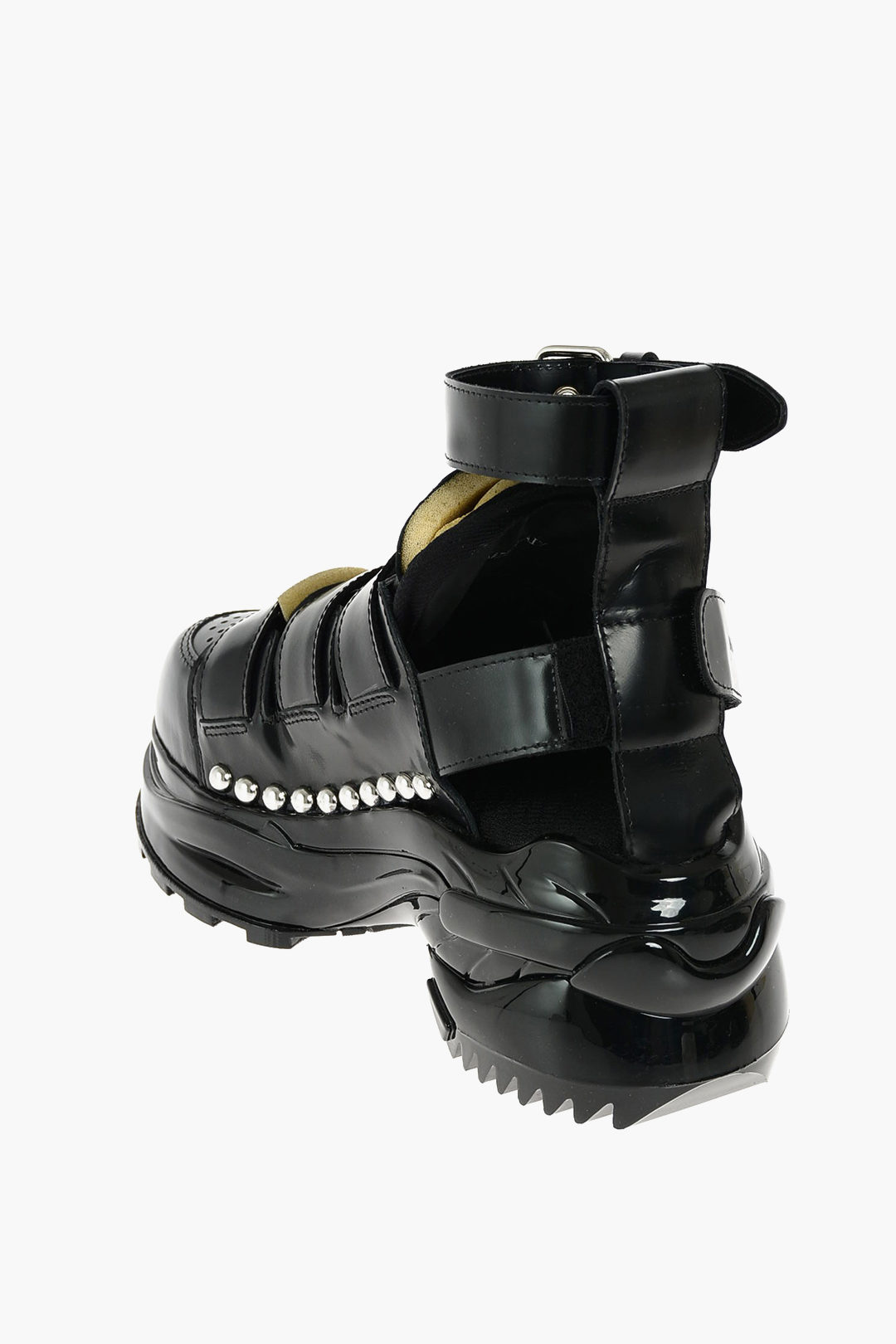 MAISON MARGIELA★素敵！MM22 glossed-leather wedge mules Maison Margiela Mm22 Glossed-Leather Wedge Mules in Black | Lyst