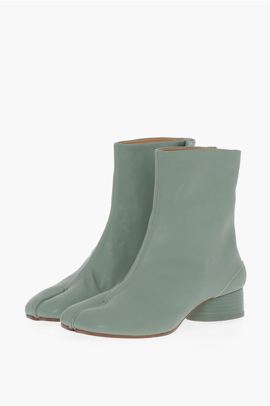 Maison Margiela Mm22 Solid Colour Saffiano Leather Tabi Ankle Boots In Green