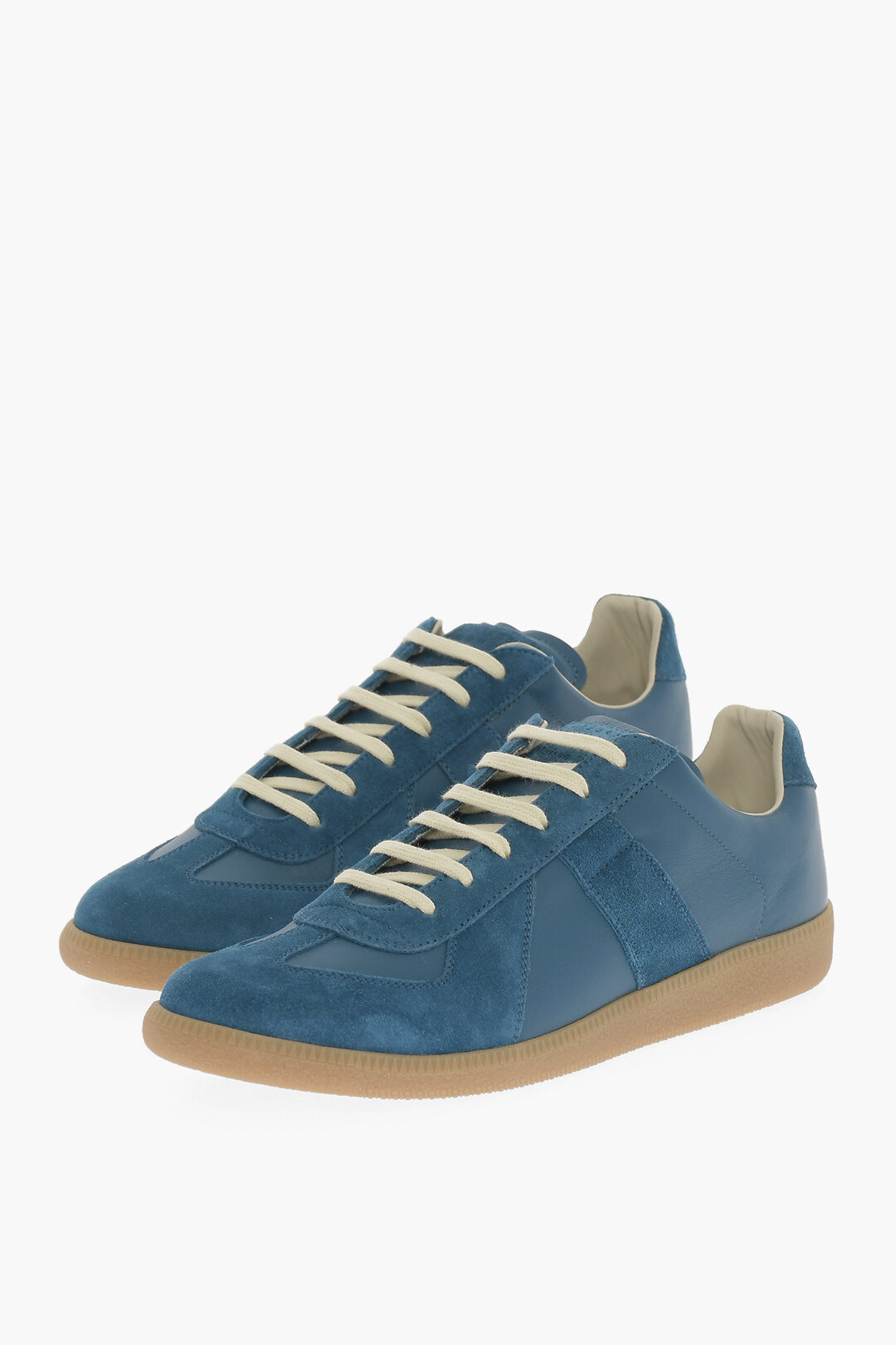 Maison margiela sub discount low suede sneaker