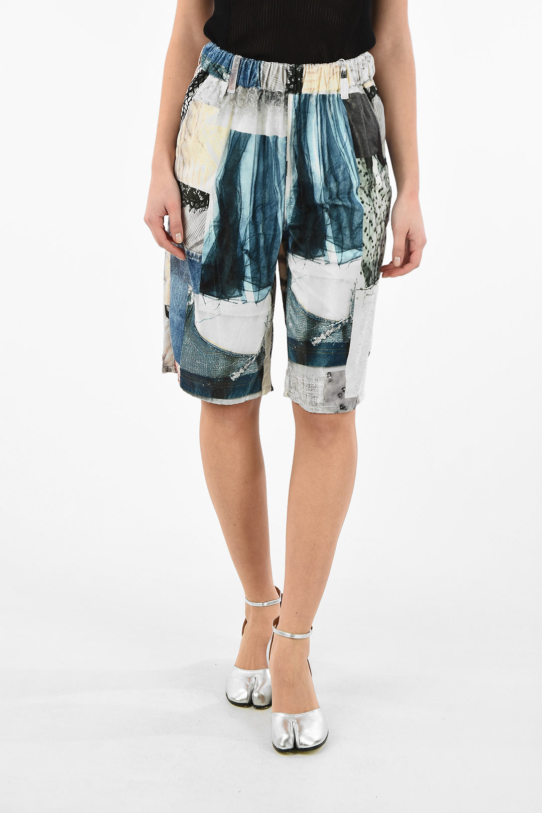 velvet drawstring shorts