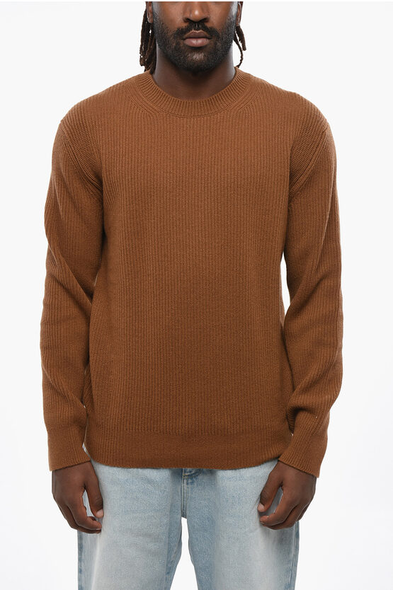 Ermenegildo Zegna Oasi Ribbed Pure Cashmere Crew-neck Sweater In Brown