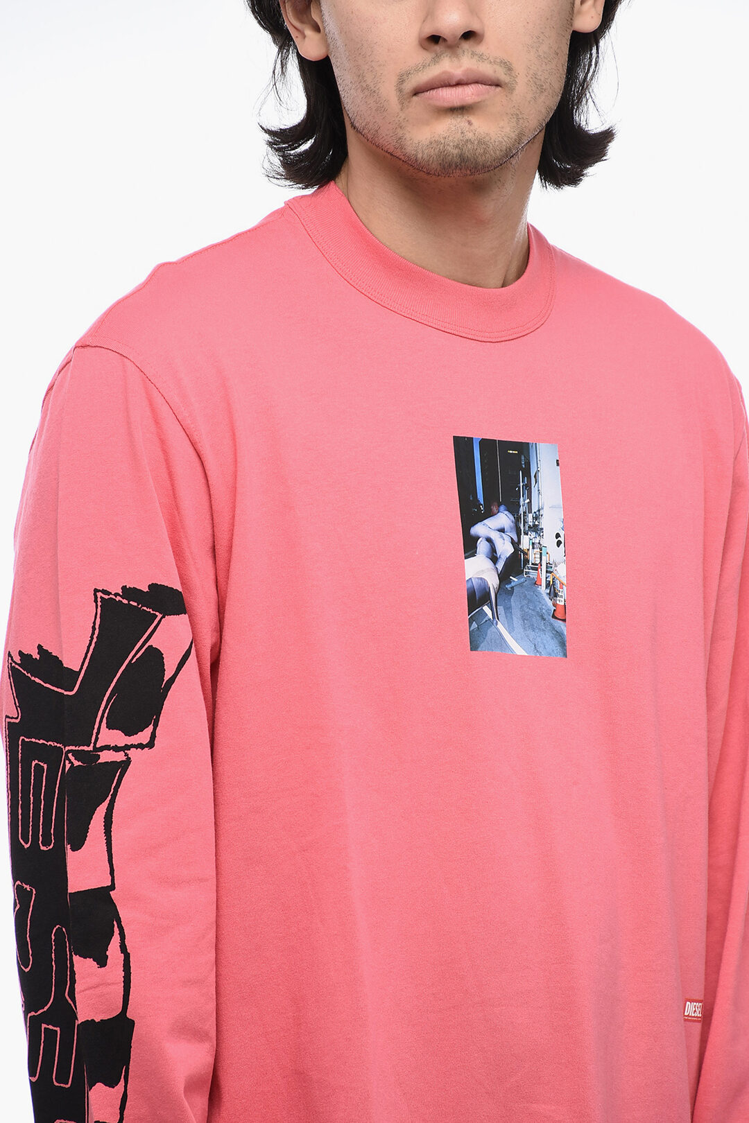 【ディーゼル】T-Crane Long Sleeve Tシャツ Men's Long-sleeve T-shirt with burn-out logo | Black | Diesel