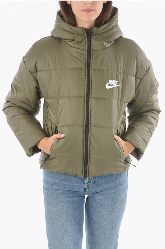 Nike Padded Hooded Puffer With Logo Print In Green