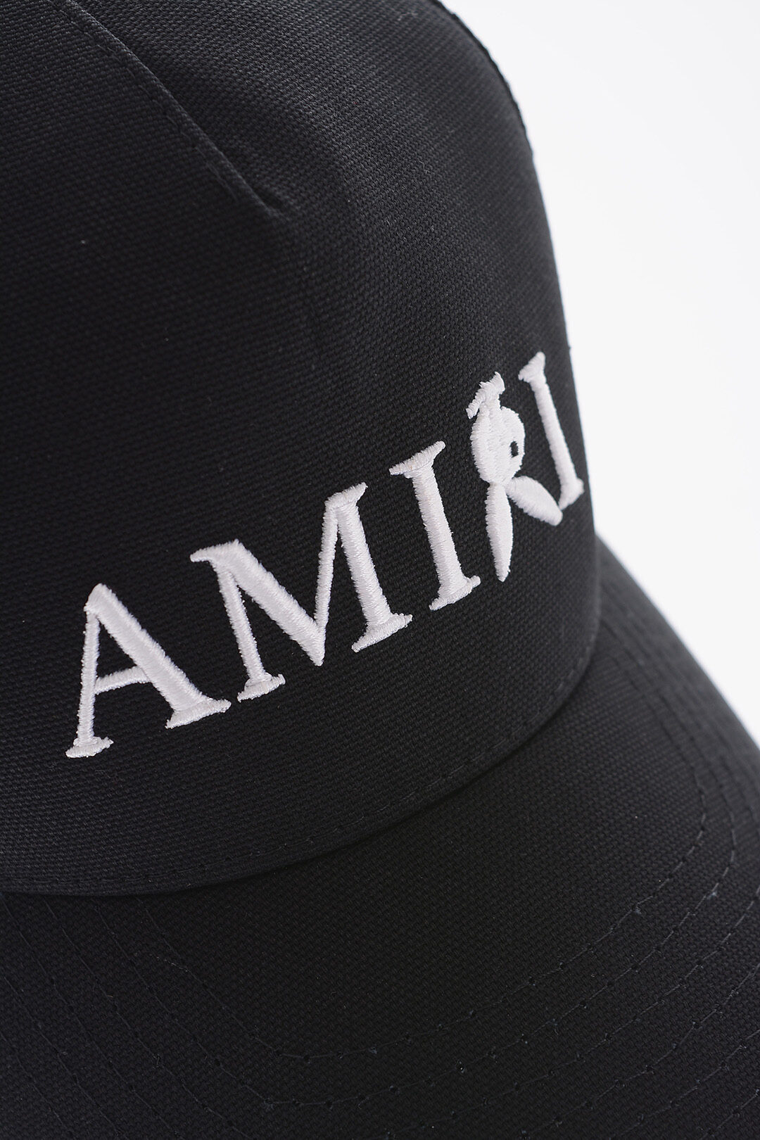 cappello obey con visiera