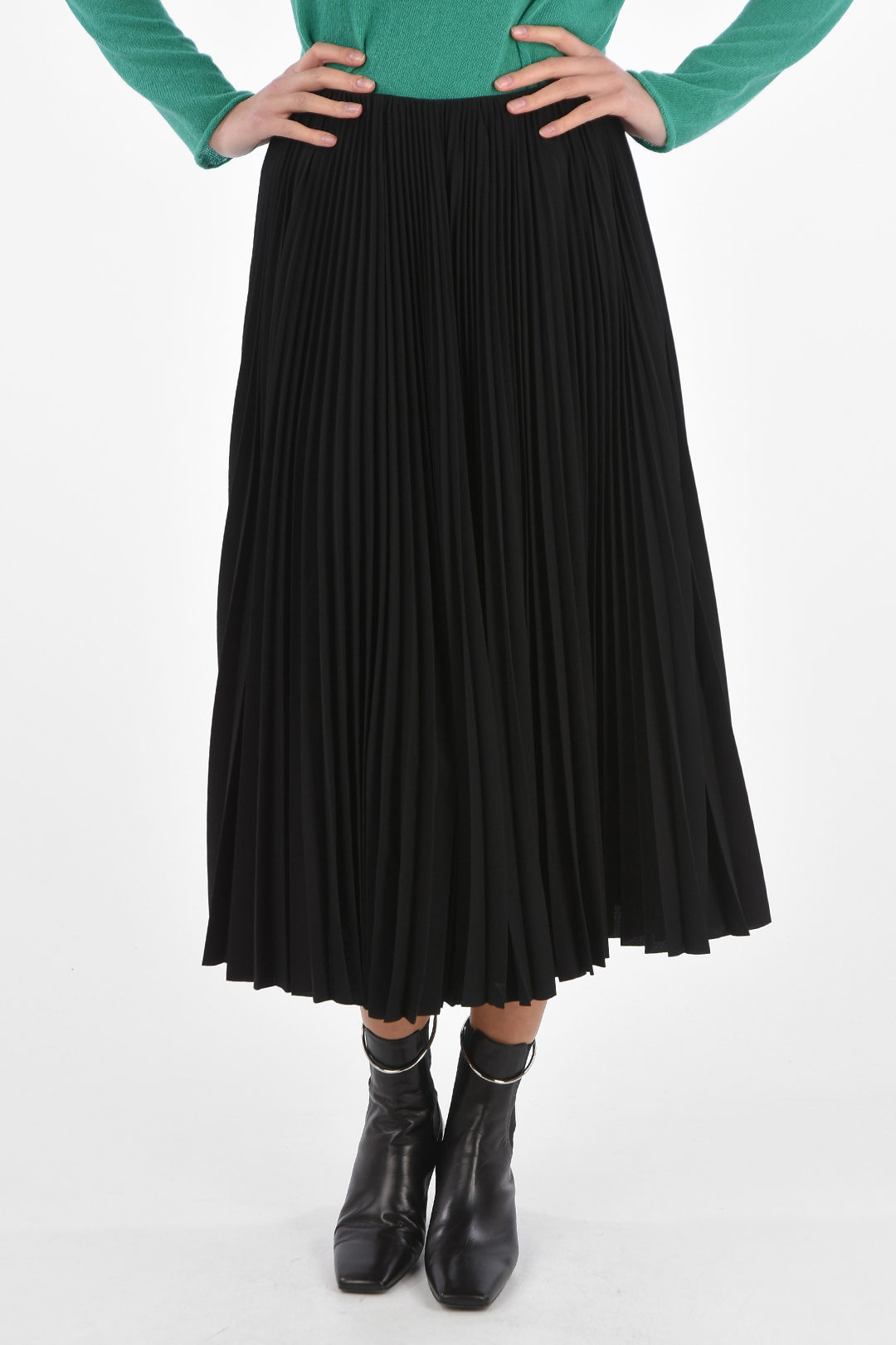 To Discuss Balenciagas Sculpted Flamenco Mullet Skirts