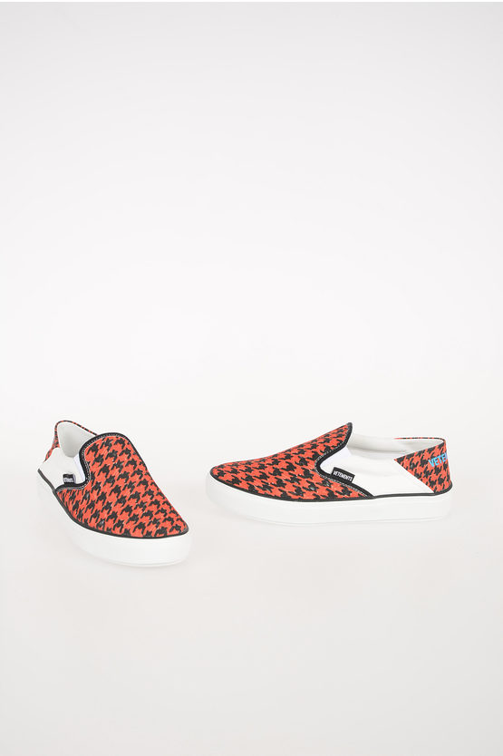 Vetements Printed Slip On In Multi
